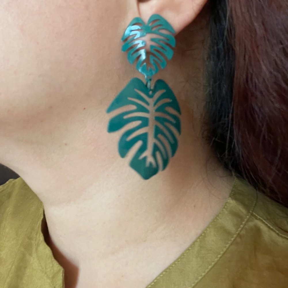 Boho Philodendron Leaf Plant Dangle Statement Earrings Green - Picture 2 of 10